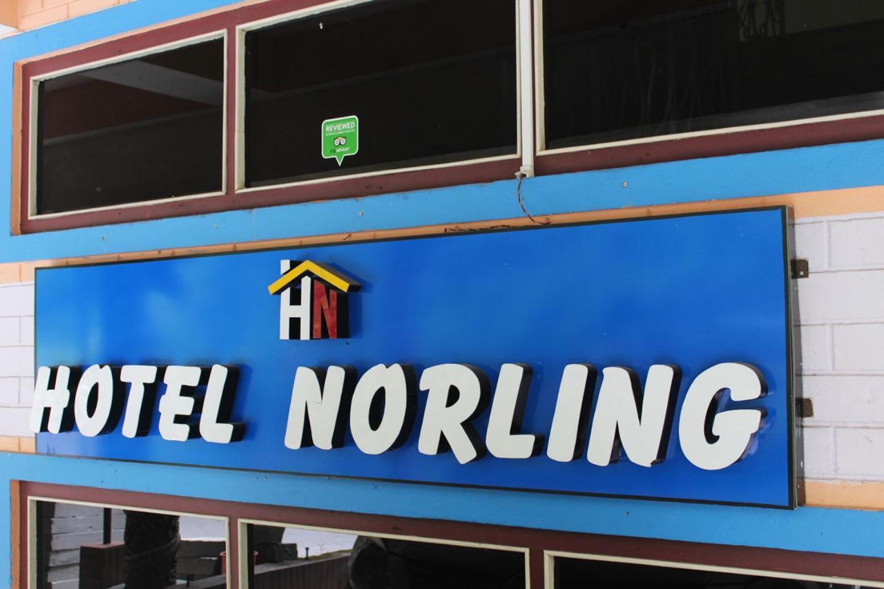 Norling Retreat Hotel Pelling Buitenkant foto